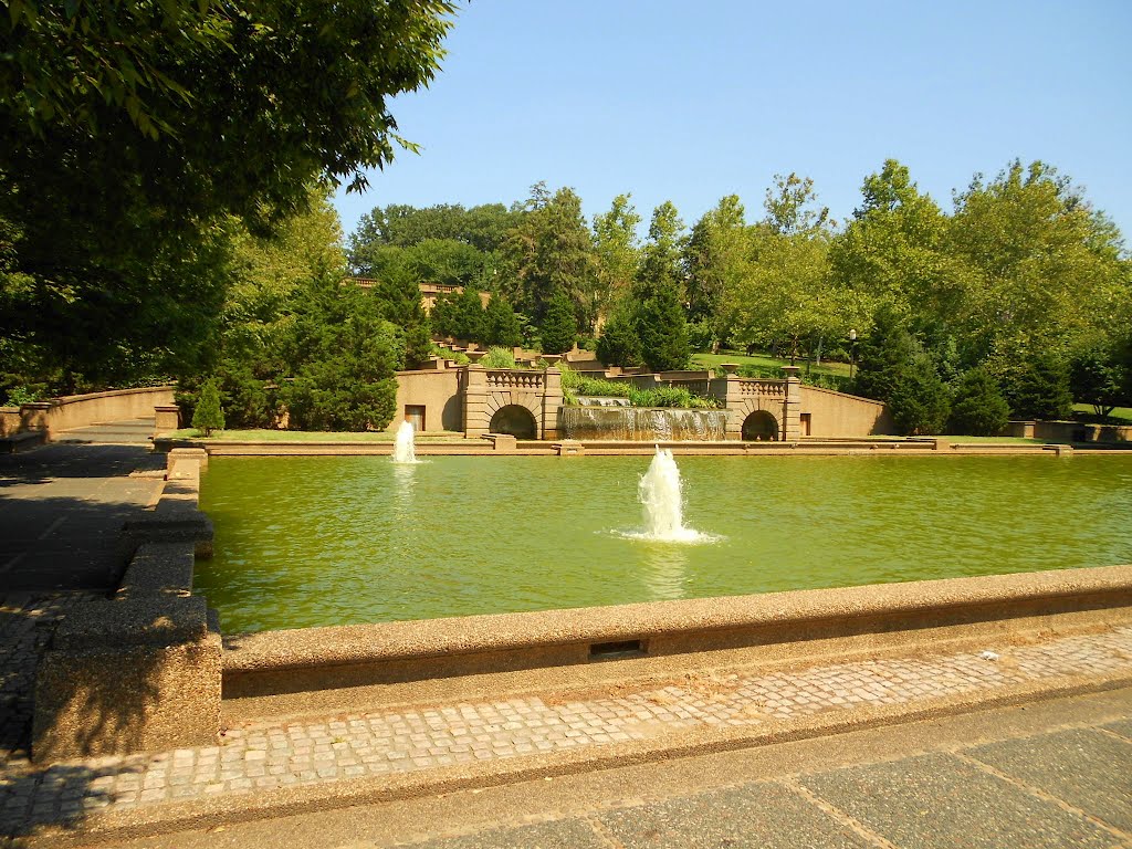 Meridian Hill Park water fountain, Washington DC by Midnight Rider