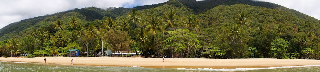 Panorama of Ellis Beach from Coral Sea by Snape-Jenkinson