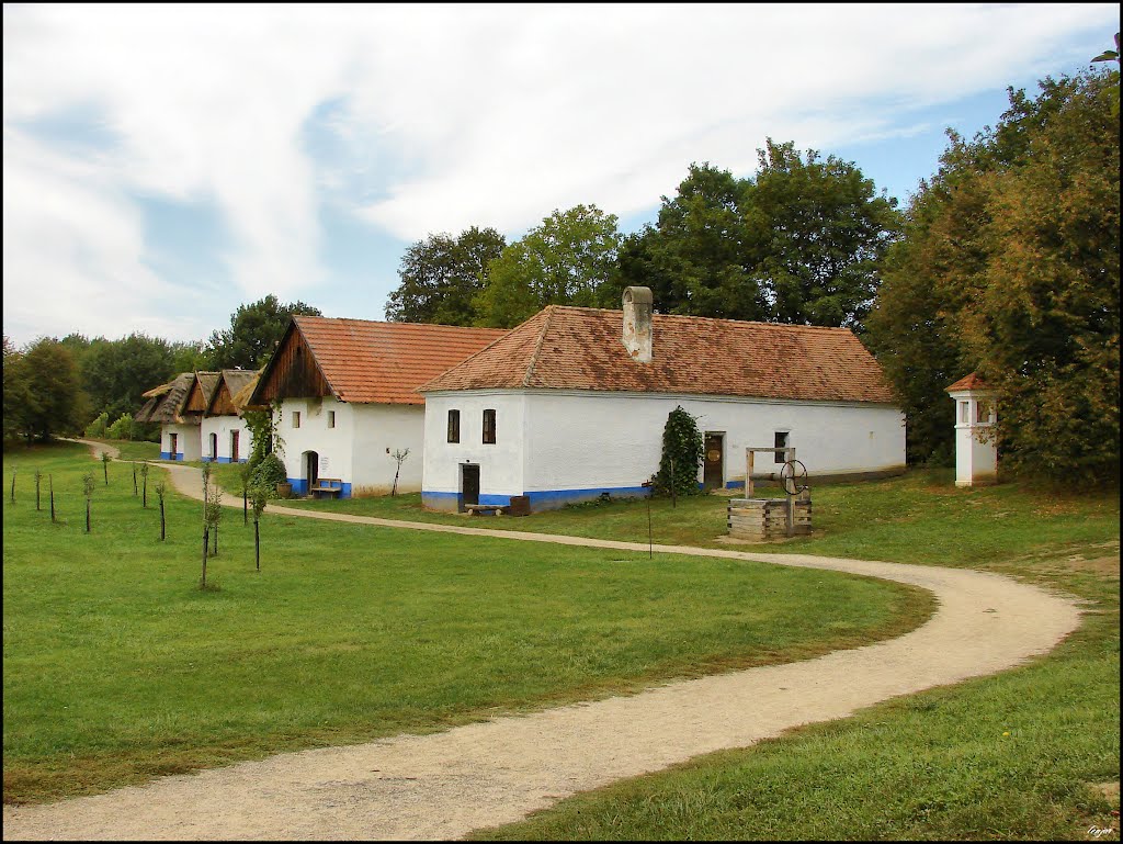 STRÁŽNICE,skanzen (L) by járynHATATYTLO.cz