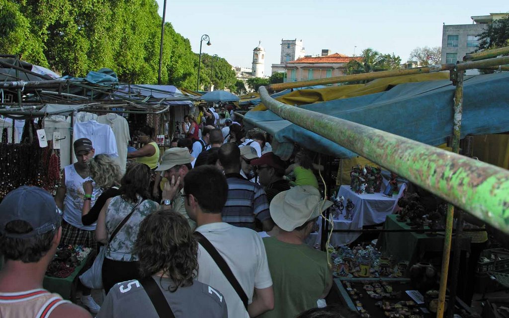 Havanna tour 78 (Artisan's Market) by Cliff Jennings