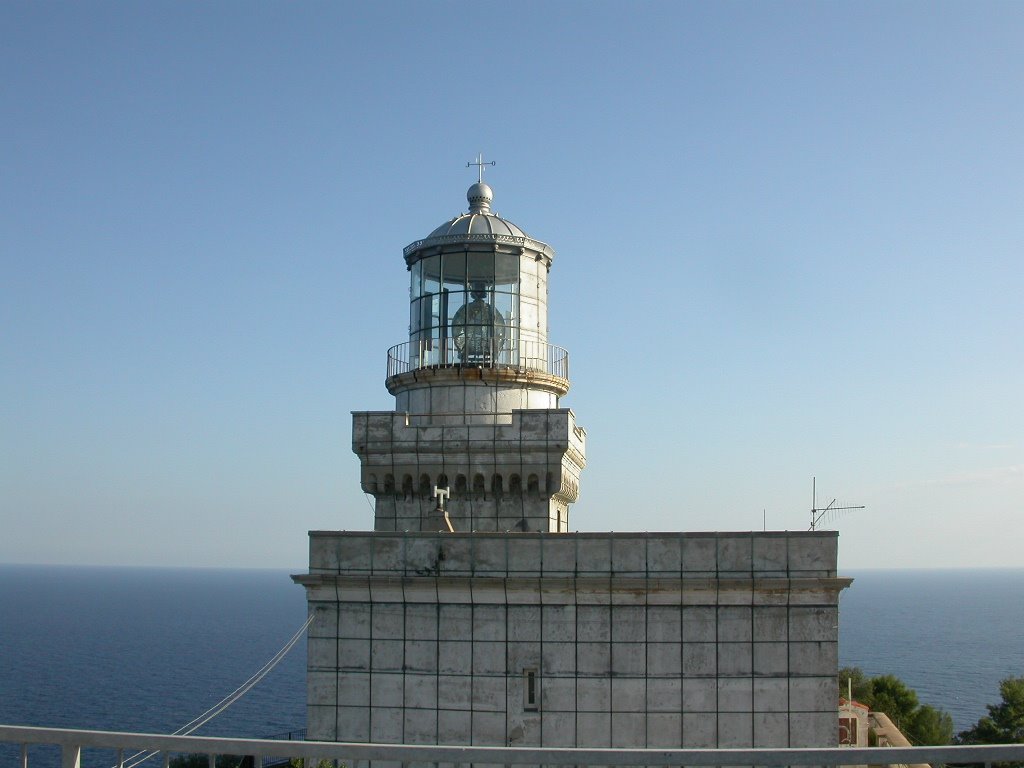 Faro di Capo Bellavista by pollosultano