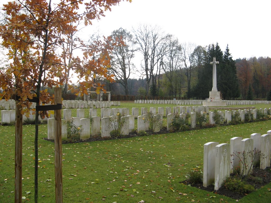 British Commonwealth War Cemetery Dürnbach - 2. Wk. by juerwin