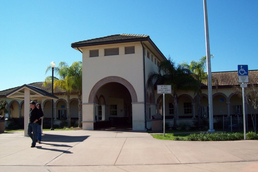 Florida Welcome Center at I-95 by Ingeniero100