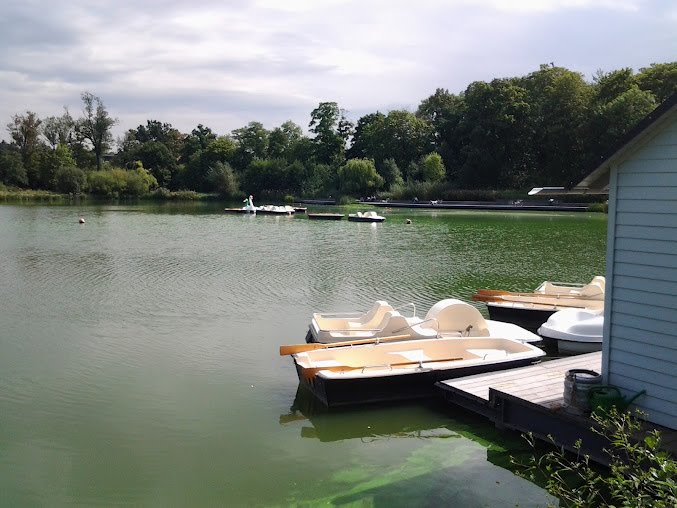 Bootsverleih am Kurparkteich by Film & Foto Hochbild