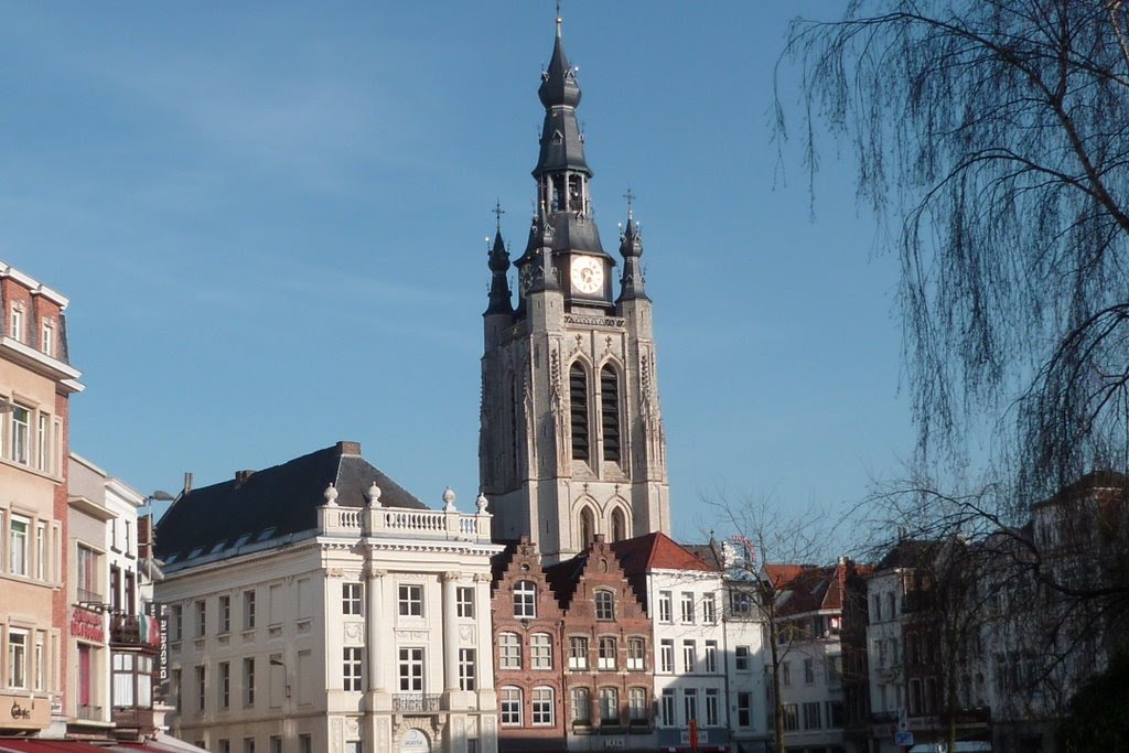 Courtrai, Eglise St. Martin (St. Martienuskerk , Kortrijk) by Pierre-André Leclercq