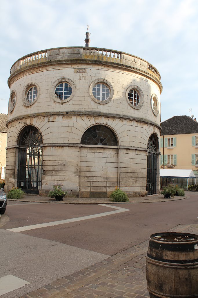 Givry - La halle ronde by Jefoto