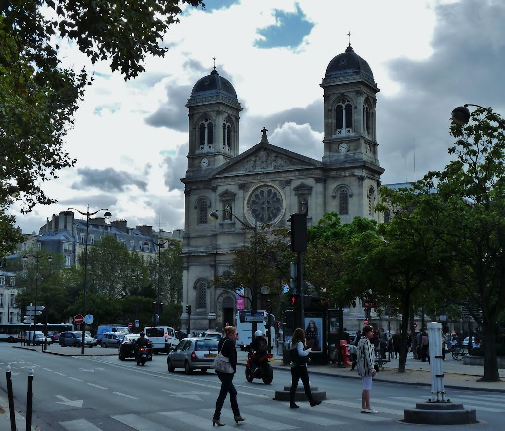 Saint-François-Xavier Church in Paris by gabachat