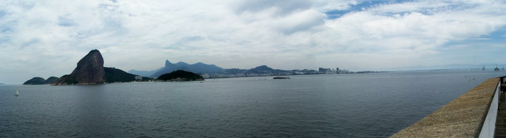 Rio de Janeiro (vista da fortaleza Santa Cruz em Niteroi) by F.Oliveira