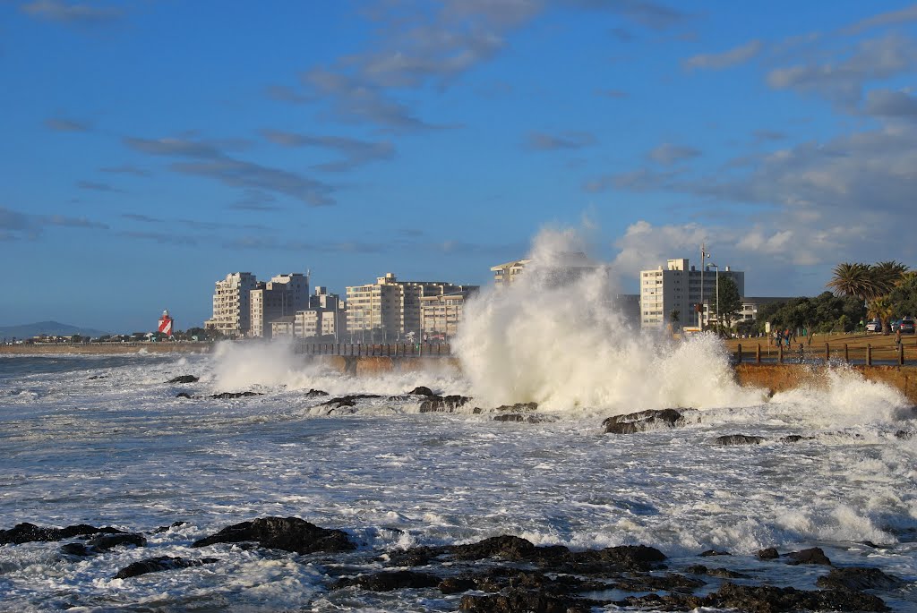 Cape Town Embankment by houseknight