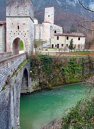 2008 - Ponte alla Basilica di San Vittore by ♥ stazio vinicio