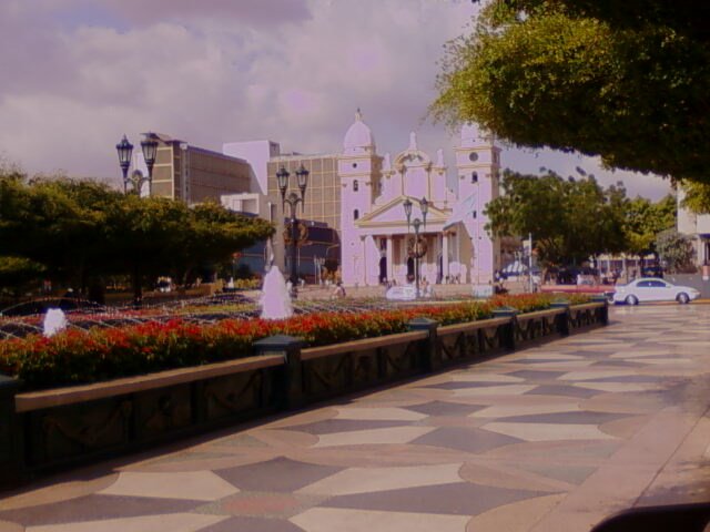 Basilica de Maracaibo by cesarlabarca