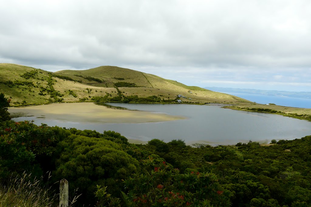 Lagoa do Caiado by Sunflower66