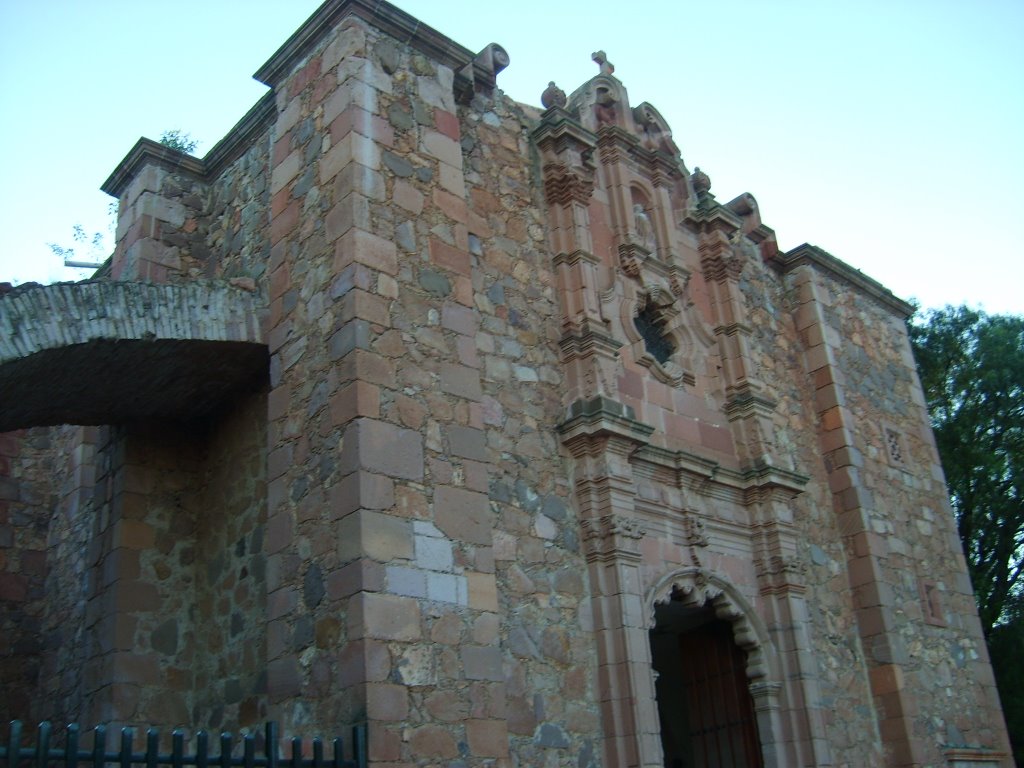 Capilla de Bernardez by Marcelo Corona