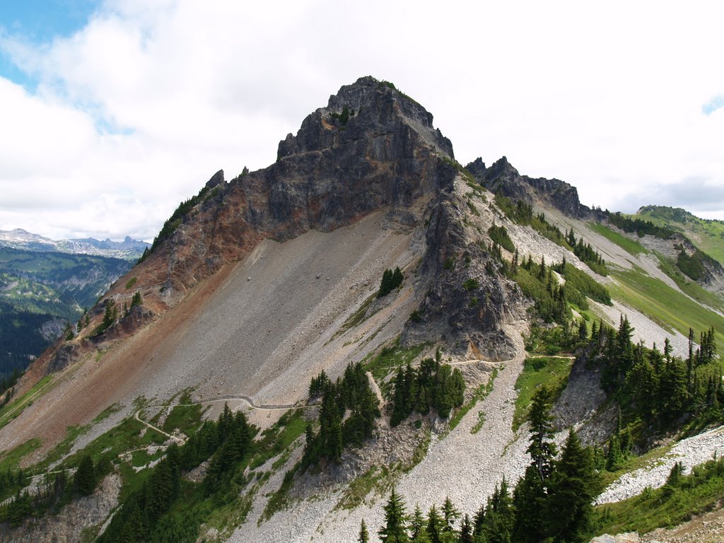 Pinnacle Peak 2007 by G Dunphey