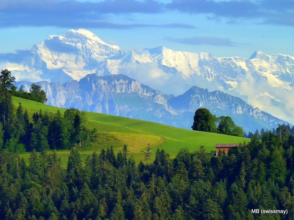 Mb - Emmental, Prealps and high Alps with the Jungfrau (4158m, 13 642ft) by ♫ Swissmay