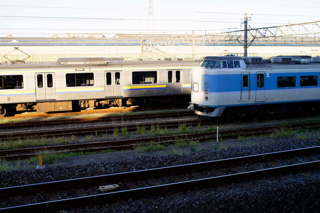 Makuhari-Hongo Station / 幕張本郷驛 by Kangoo_