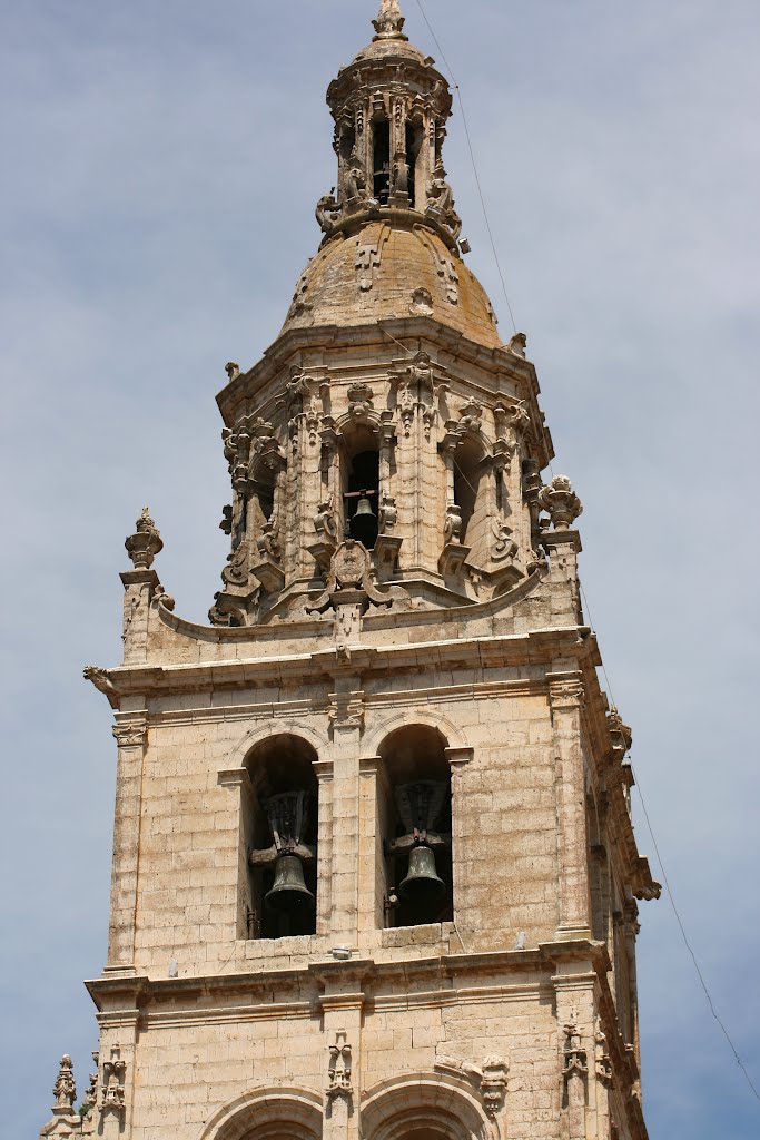 Torre de Santa María by Ramón Sobrino Torren…