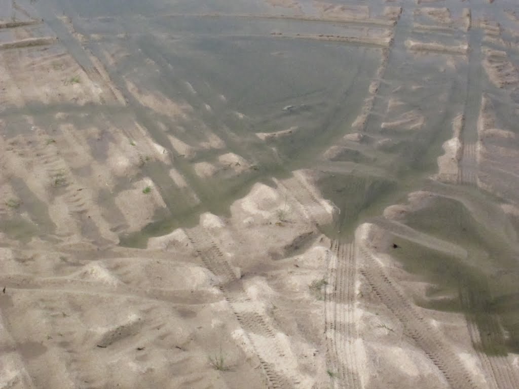 Platte River Survey: Tire Tracks on the Riverbed by Malmoea