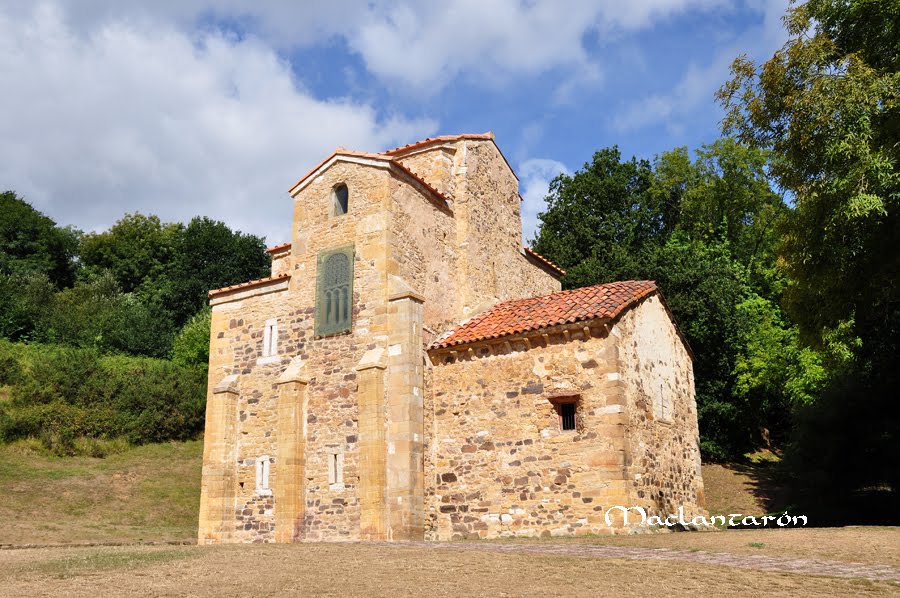 San Miguel de Liño (Oviedo, Principado de Asturias) by MacLantarón