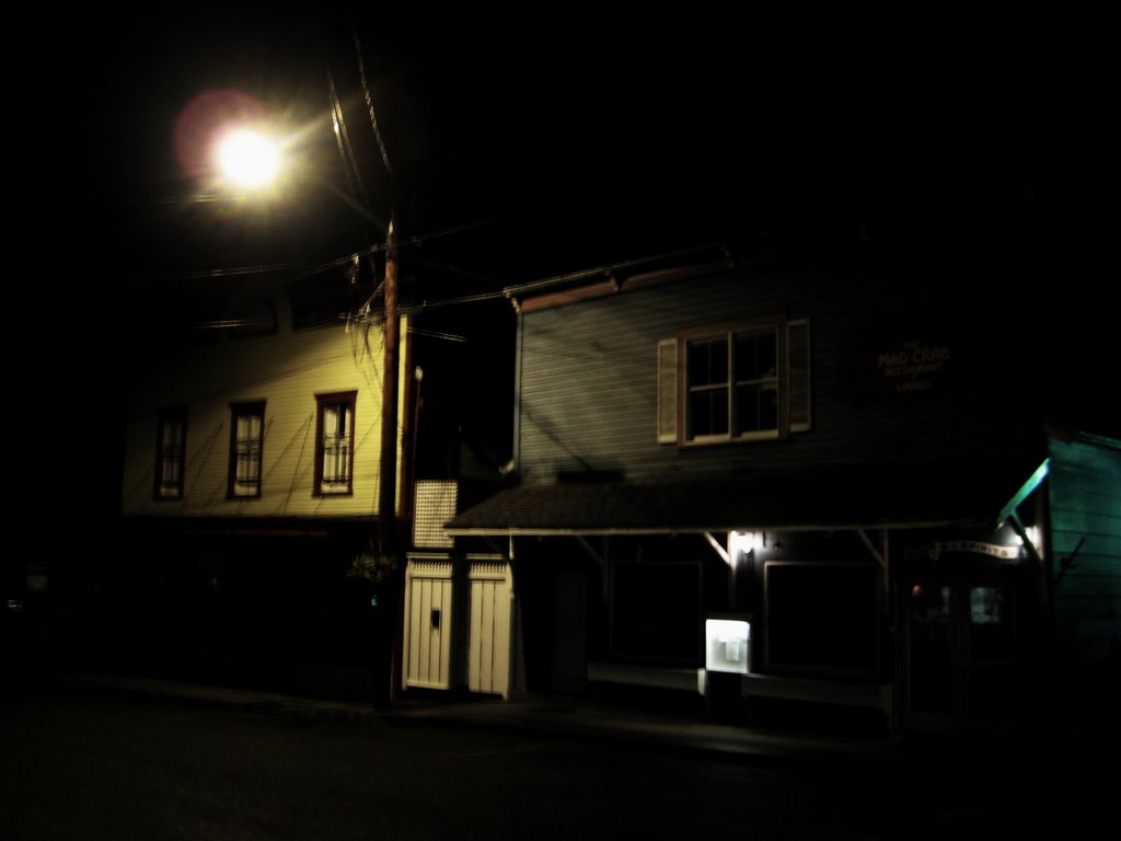 Coupeville at Night by lazyinternet