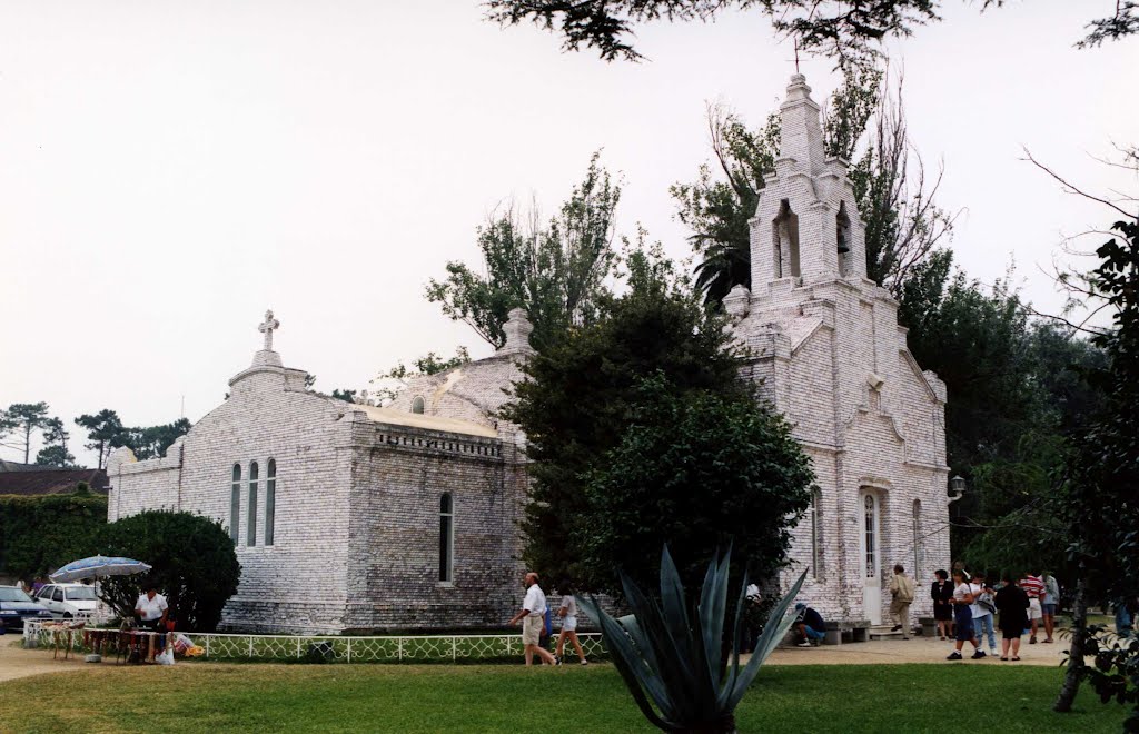 Iglesia de las Conchas by JOSE MANUEL Rodrigue…