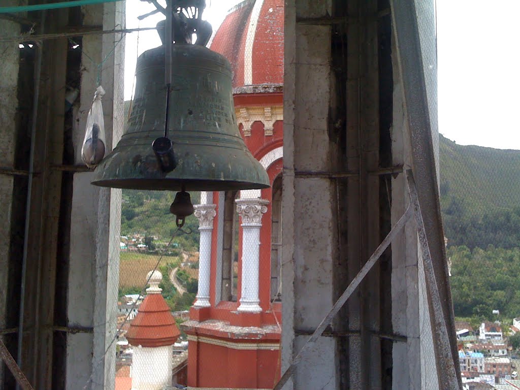 Cáqueza, Cundinamarca, Colombia by Edgar Lancheros