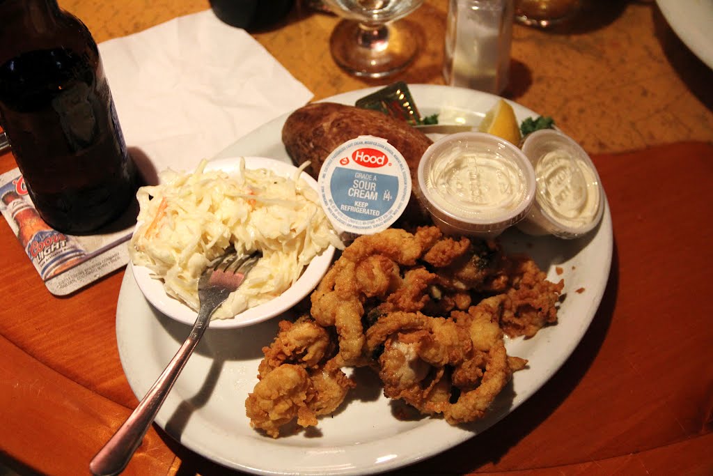 Whole Fried Clams at Kelly's Landing (Weymouth MA) by John Mackinnon