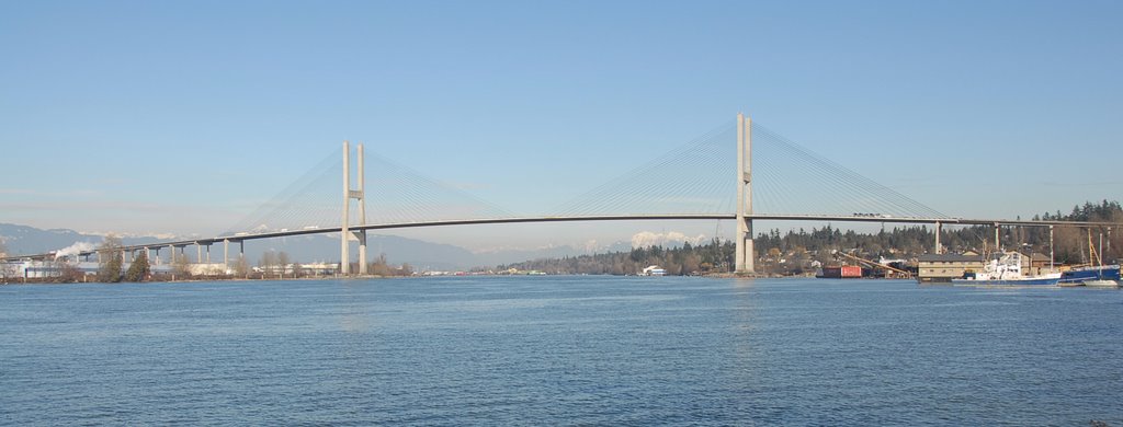 Alex Fraser Bridge by urbanhunter