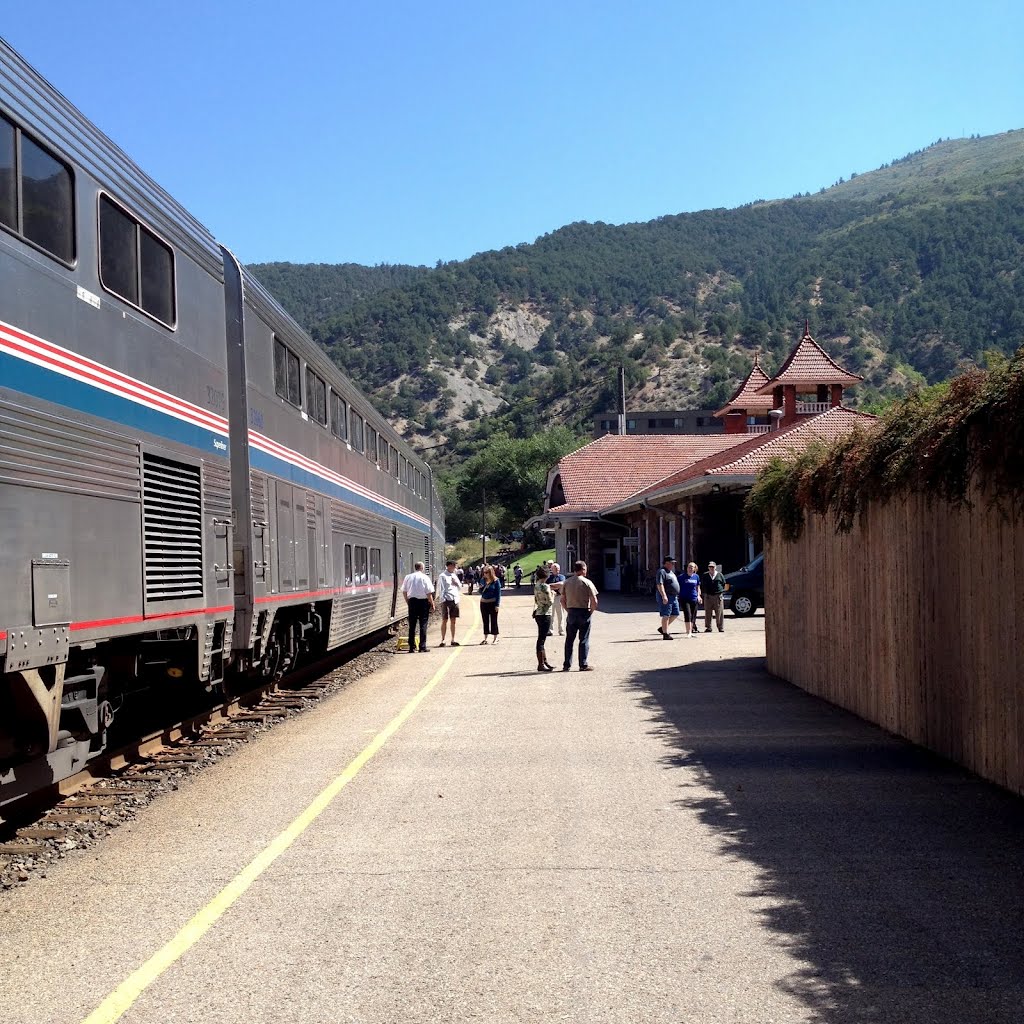 Trackside at Glenwood Springs Amtrak (GSC). by slakingfool