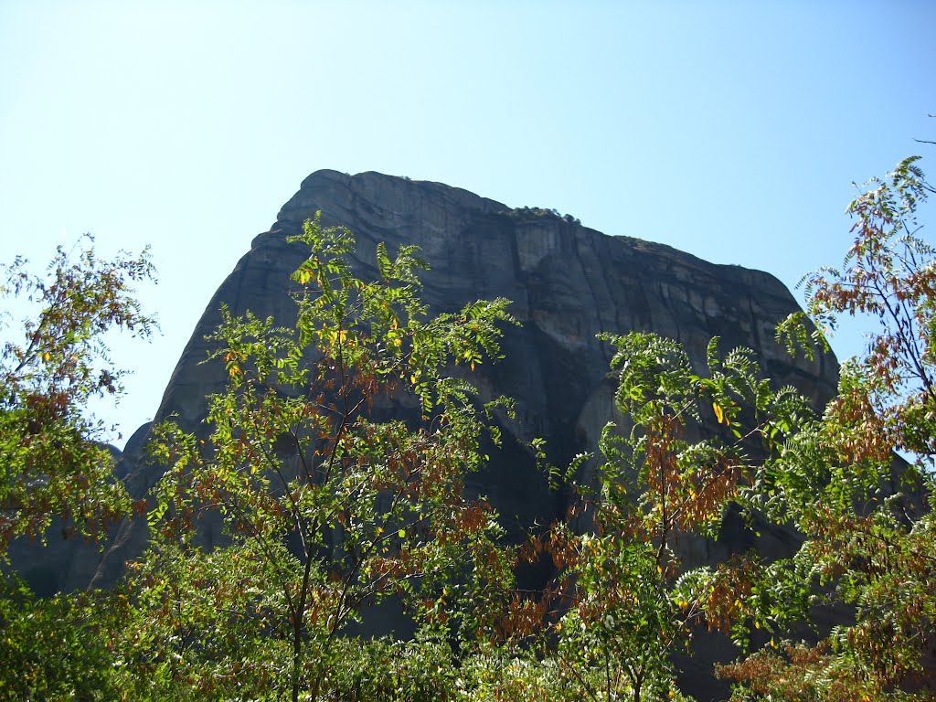 Meteora, los monasterios en piedra, durante mi Gran Viaje. Septiembre de 2012 by viajeroandaluz