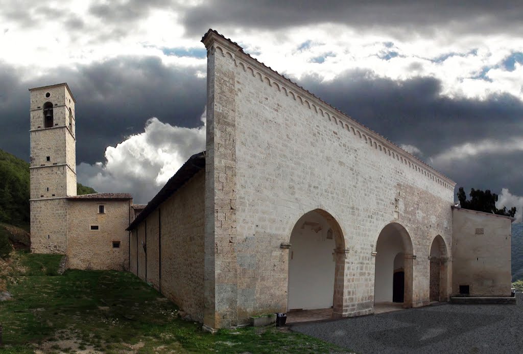 Abbazia di San Giovanni Battista Lucoli in Vistavision by Roberto Soldati