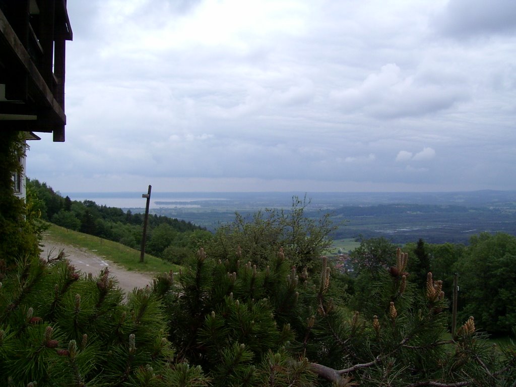 Blick zum Chiemsee by mariogenexgode