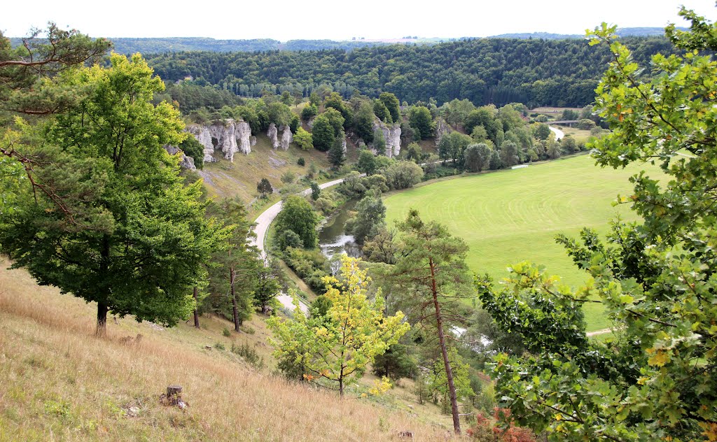 Die zwölf Apostel im Altmühltal bei Solnhofen by Contessa