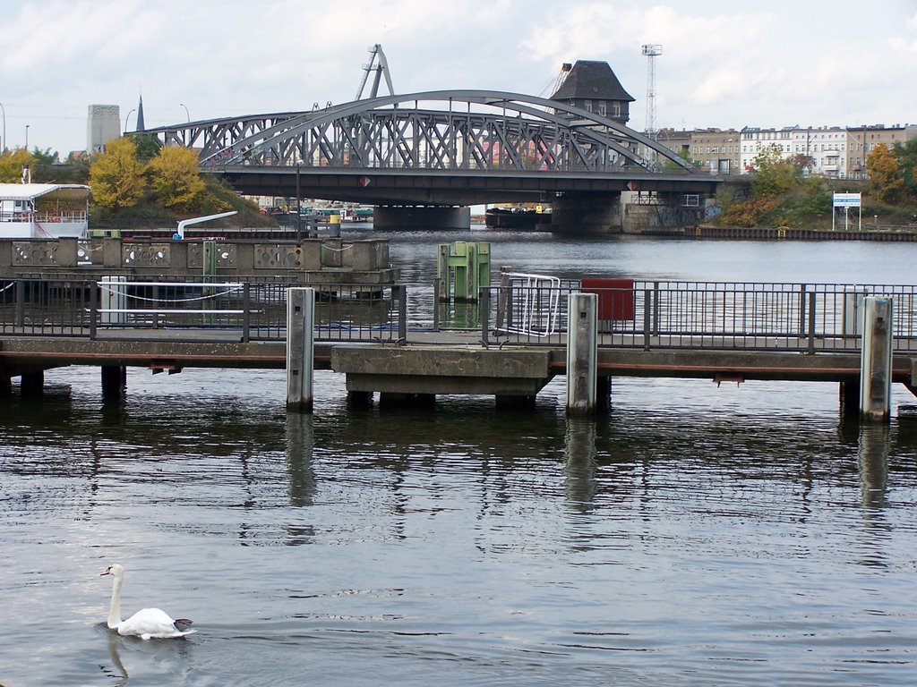 Elsenbrücke-Treptow by Einhart