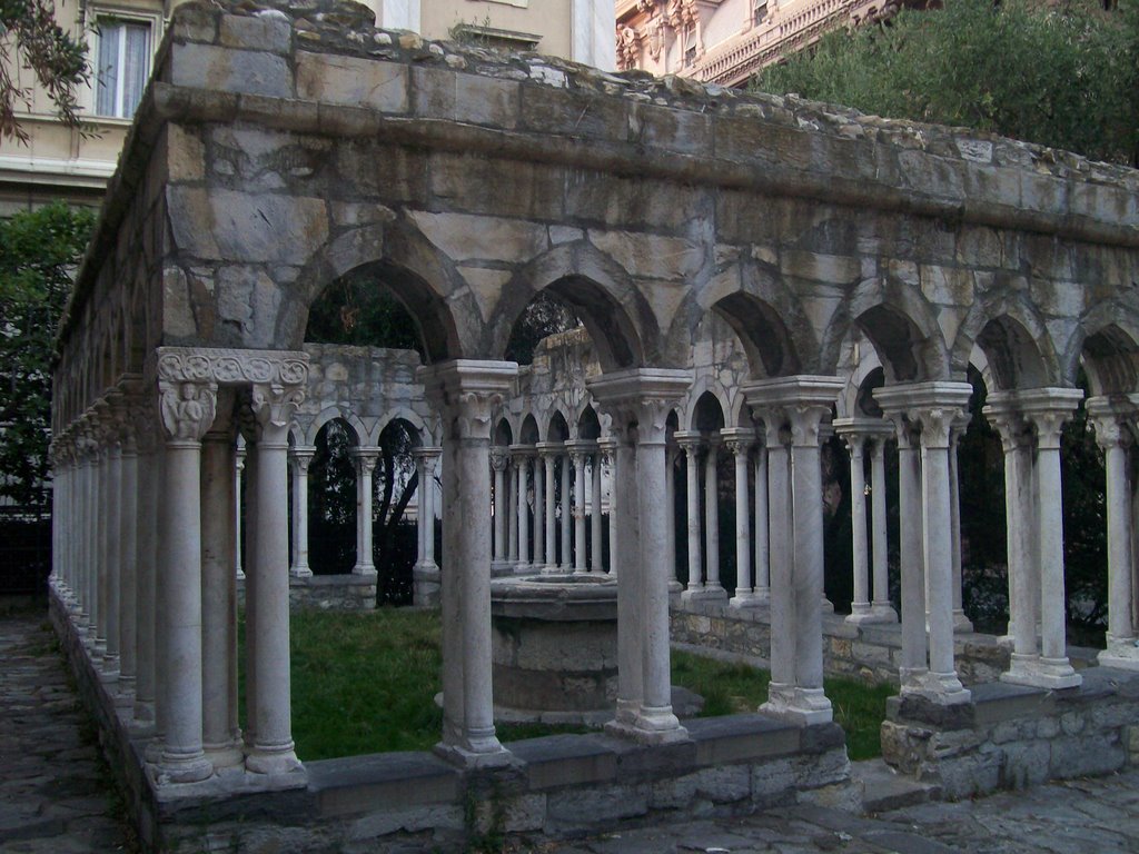 Genova - Chiostro di Sant'Andrea by Fabio Garbi