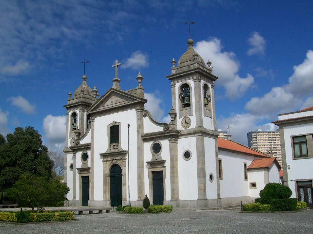 MATOSINHOS, LEÇA DA PALMEIRA (Igreja Paroquial) by Fernanda Veloso