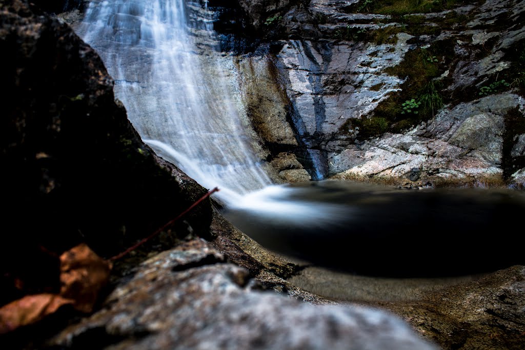 Crystal Falls by muntoo