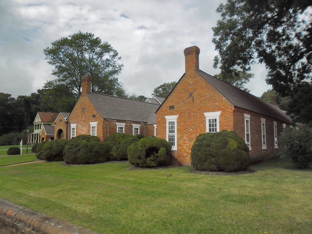 Clerk's Office, Isle of Wight County, VA. by r.w.dawson