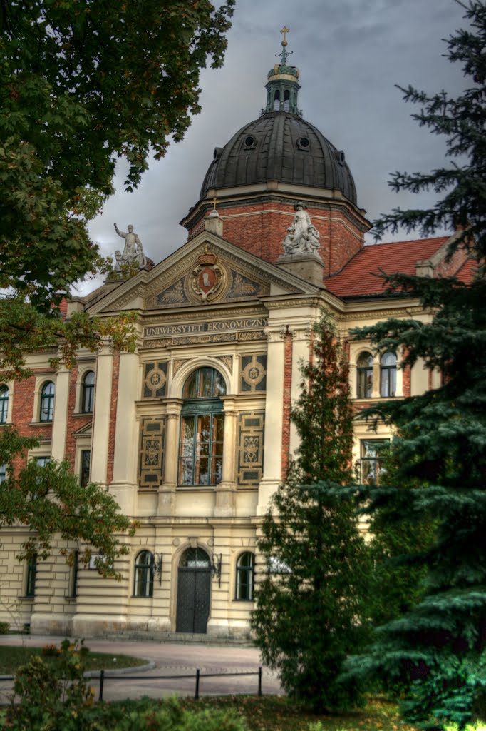 Economic University, Krakow, Poland by ptolemeusz