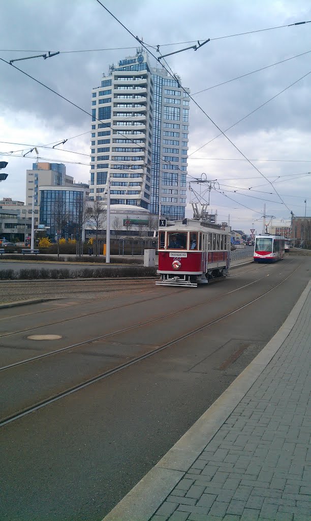 Historic tram on the streets of Olomouc / Historická tramvaj v ulicích Olomouce by DM brothers