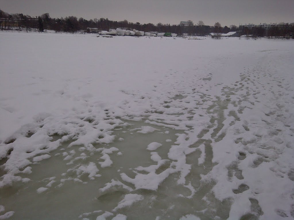 Ice at Kaivopuisto, Helsinki by Marlon Molina