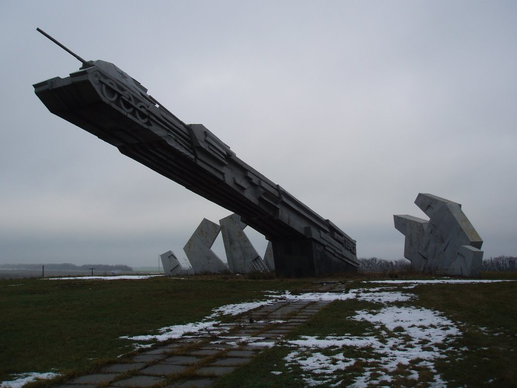 Памятник 24 танковому корпусу (Monument to 24th Tank Corps) by Пуринс