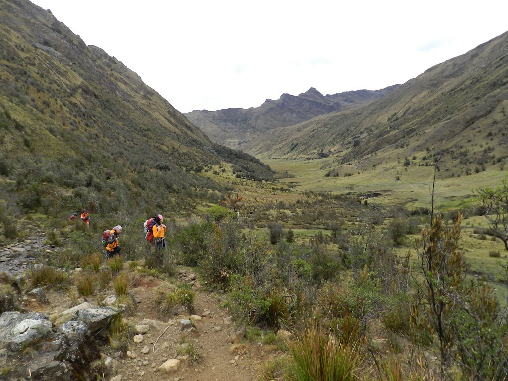 Valle Tuctumbamba by mono andes