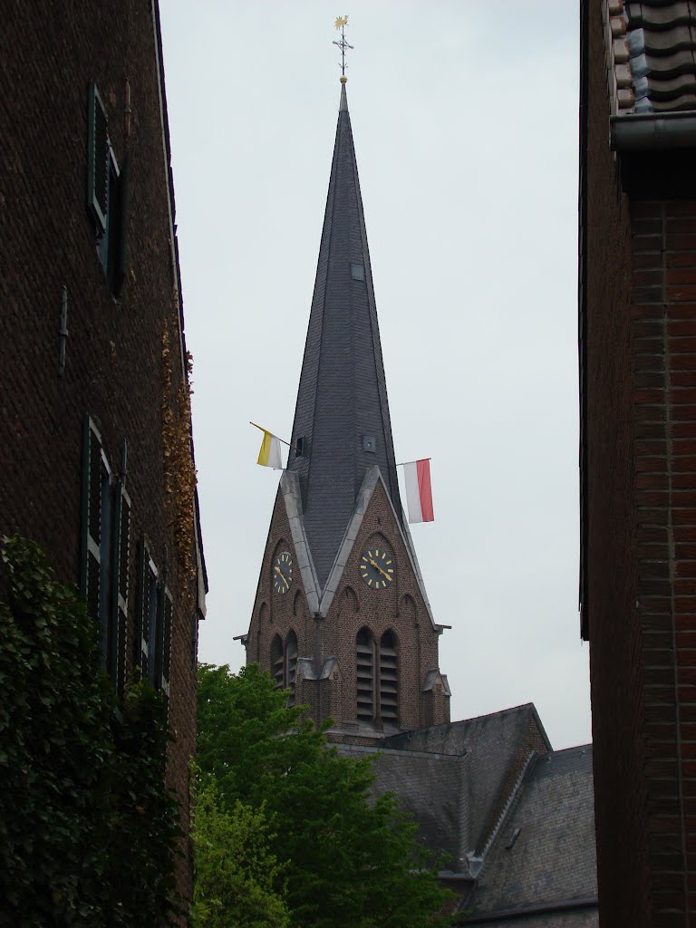 Boisheim (Kath. Pfarrkirche St. Peter) Nettetaler Straße. April 2012 by DortmundWestfalica