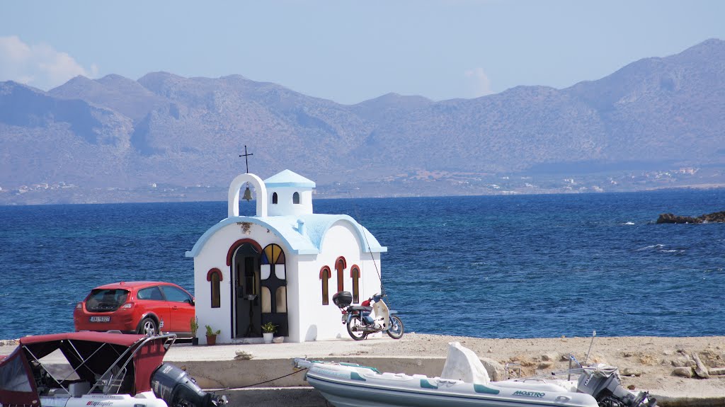 Kapelle auf der Pier Kato Galatas / Kreta by mgolze