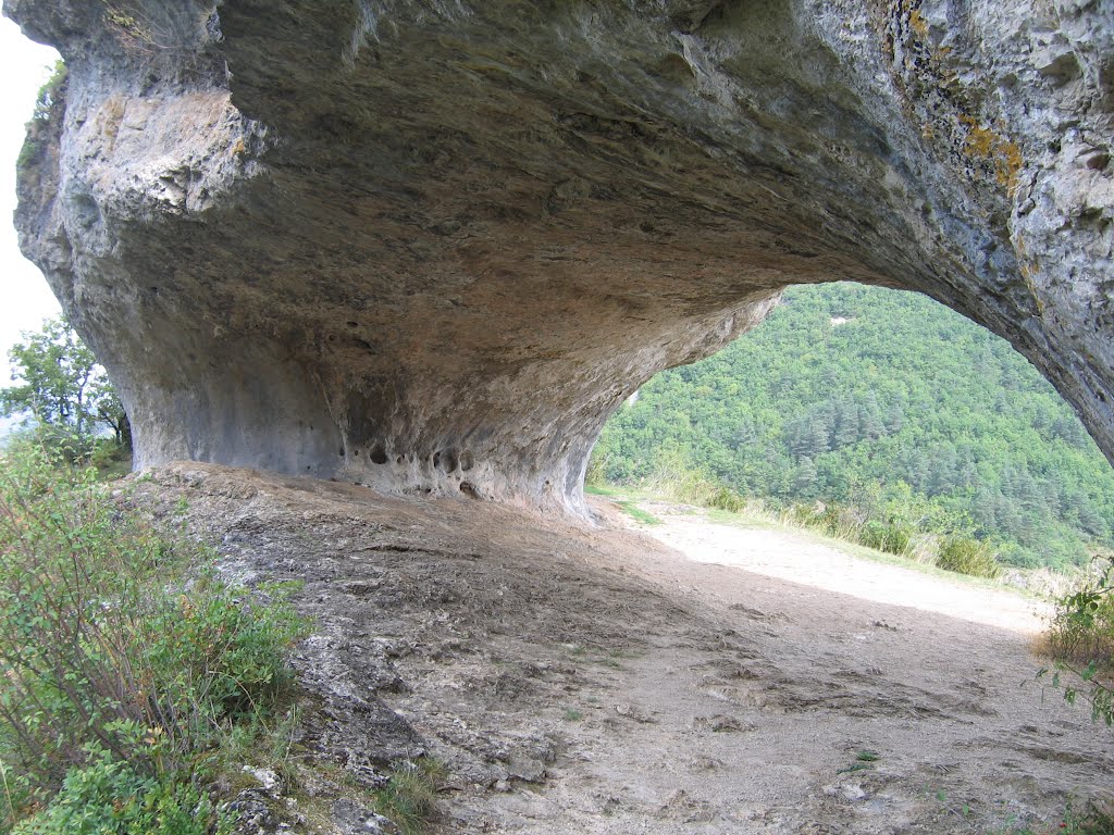 La Canourgue, Lozère - Le sabot de Malepeyre by Duchet