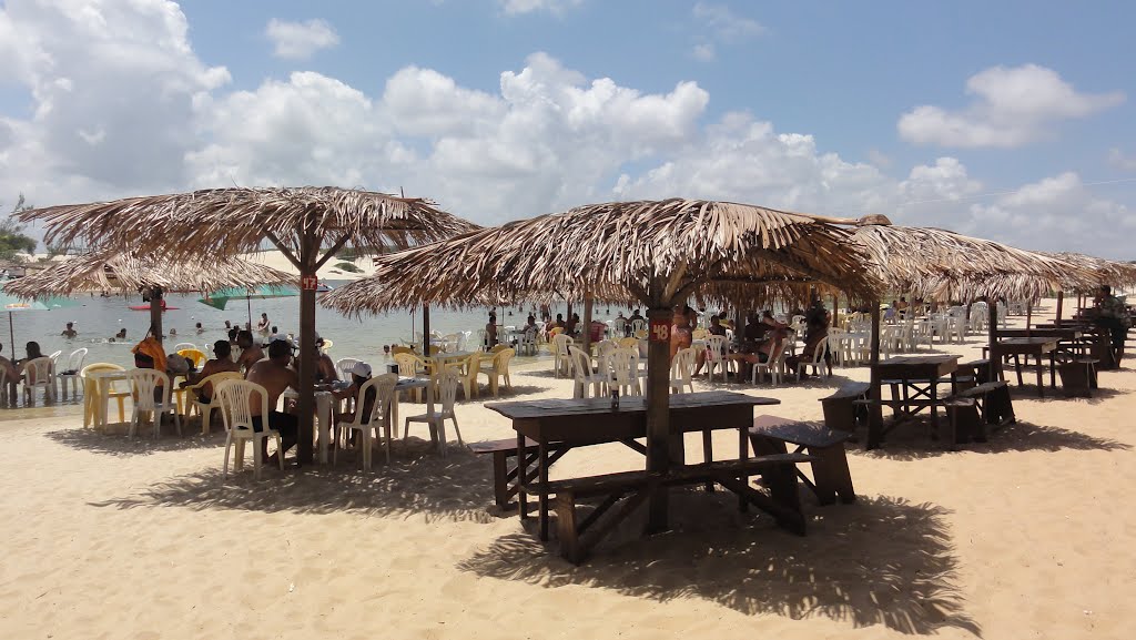 Lagoa de Pitangui - Ceará Mirim - Rio Grande do Norte - Brasil by Paulo Yuji Takarada