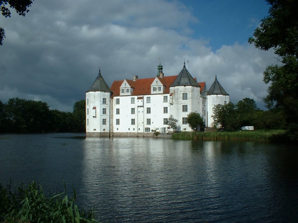 Schloss_Glücksburg by Nannotech