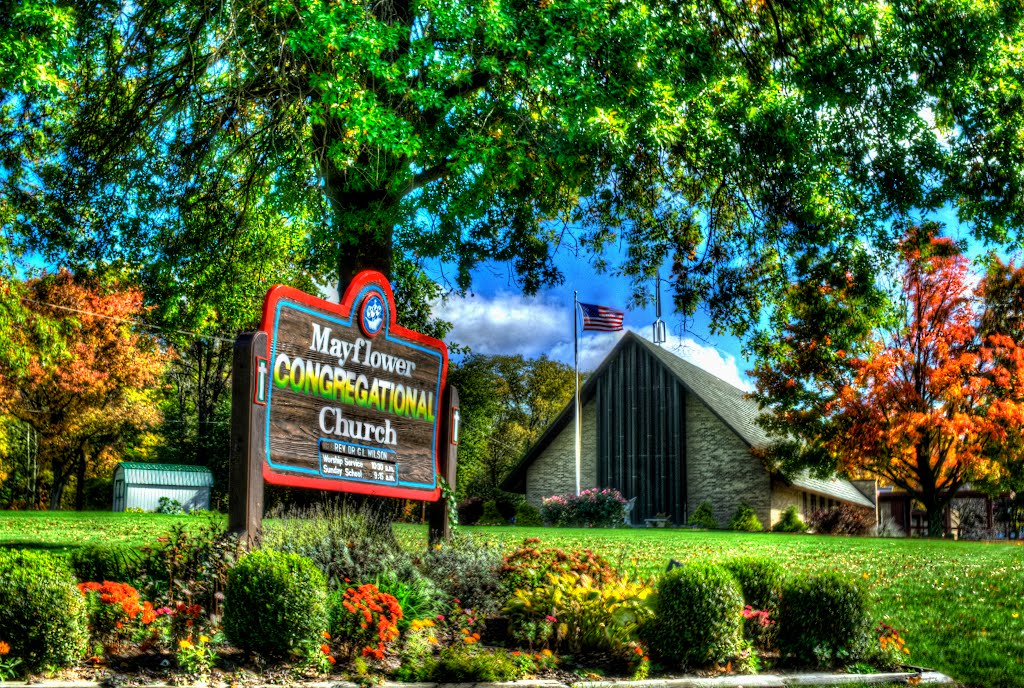 Mayflower Congregational Church by DBPicking