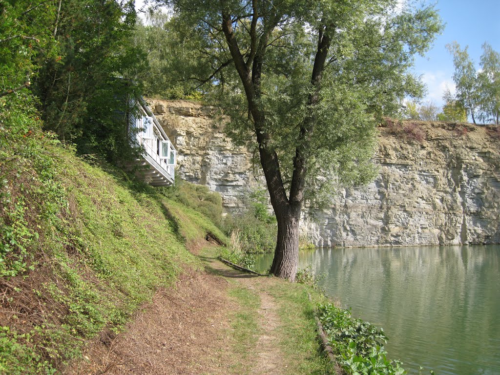 Eberstadter Tropsteinhöhle by Evo Tripsa